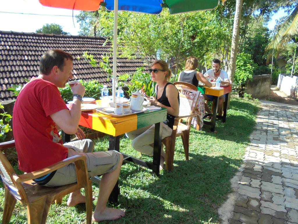 Sun Bird Eco Guest Mirissa Hotel Екстериор снимка