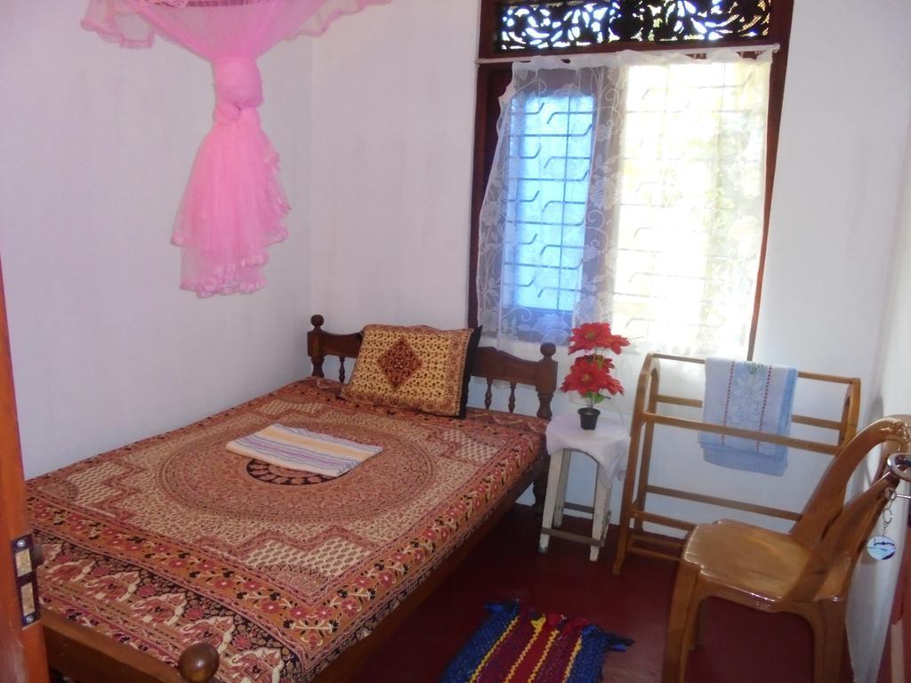 Sun Bird Eco Guest Mirissa Hotel Екстериор снимка